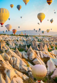 Estambul, Ankara y Capadocia con Dubái — Categoría A